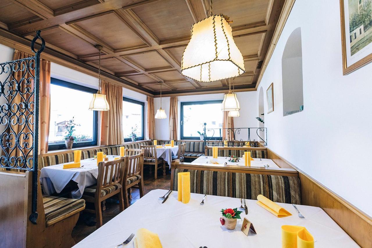 טרודנה Hotel Schoenwies מראה חיצוני תמונה